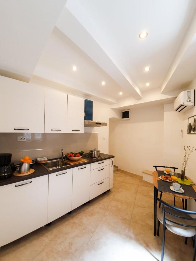 Apartament Colosseum View Pula Buitenkant foto